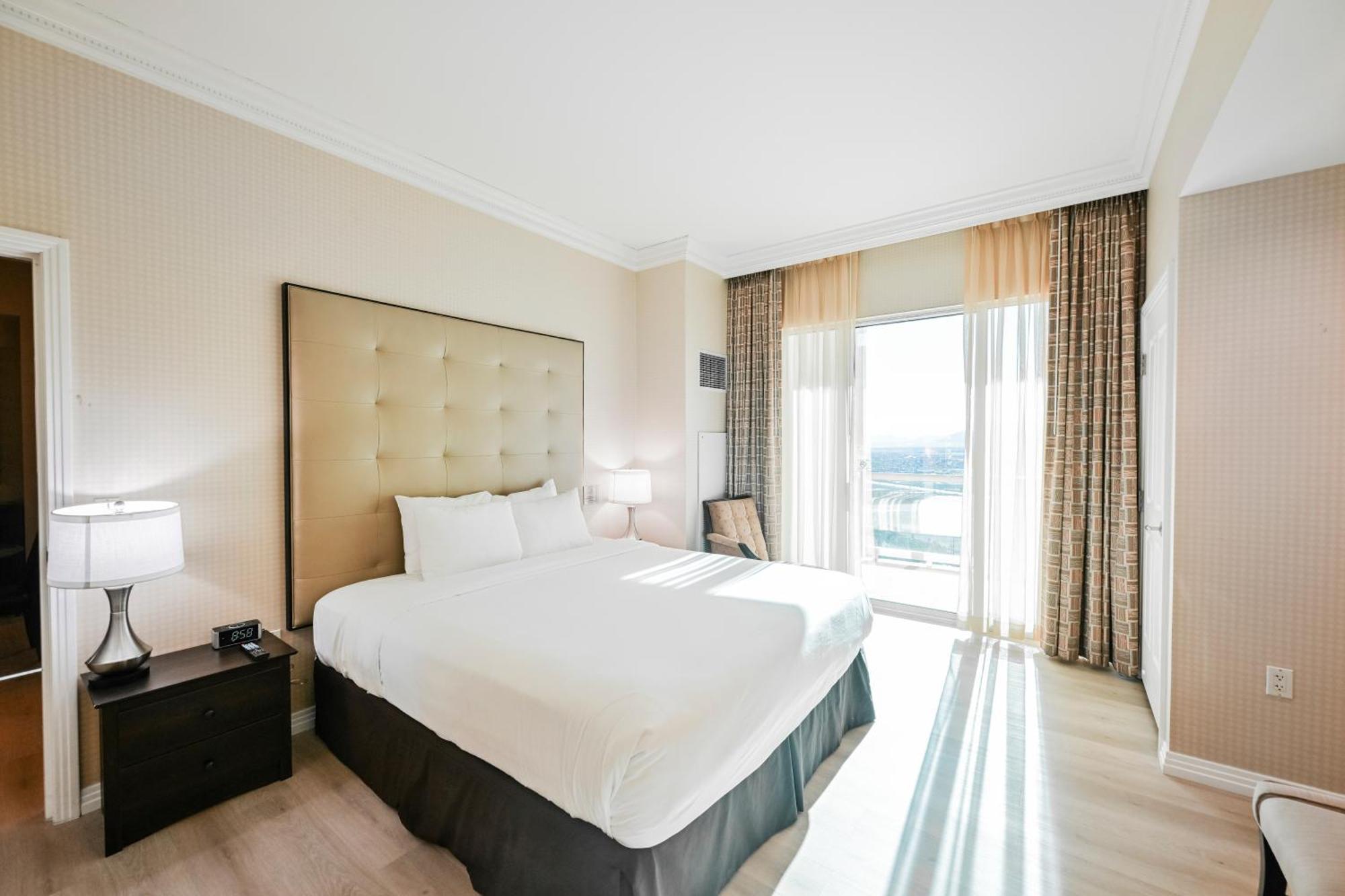 Signature By Owner Direct Aparthotel